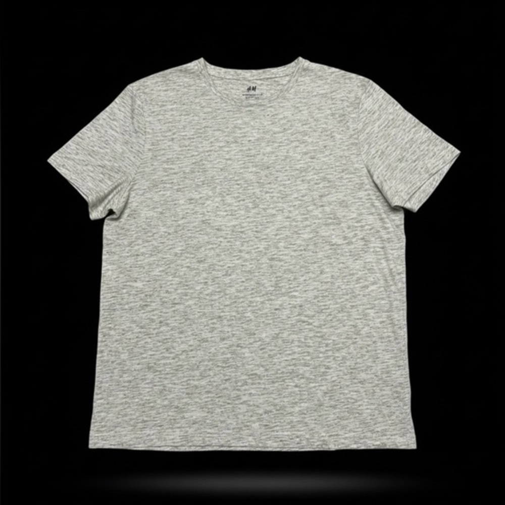 2000’S Basic H&M Crewneck Tee